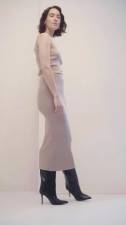 LELA neulehame - ruskea