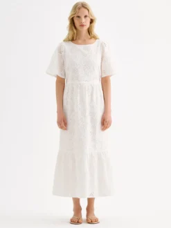ODETTE kirjailtu pitkä mekko - valkoinen