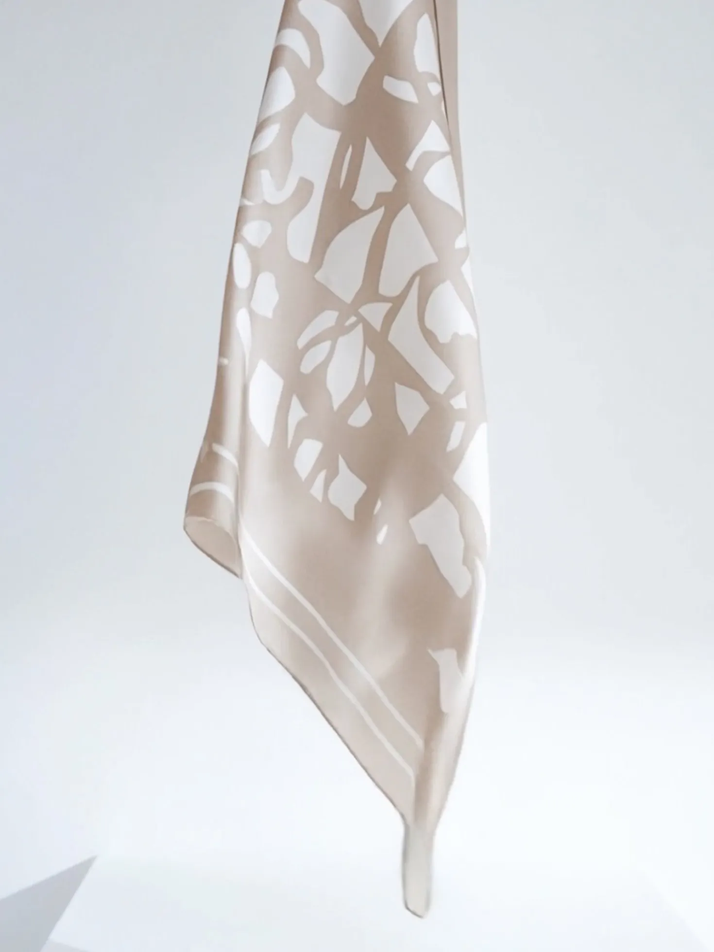 PALSTA silkkihuivi - beige